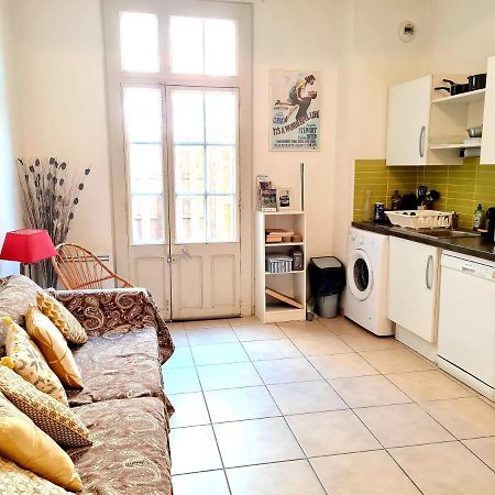 Appartement 4 Voyageurs Avec Terrasse Wifi カルカソンヌ エクステリア 写真