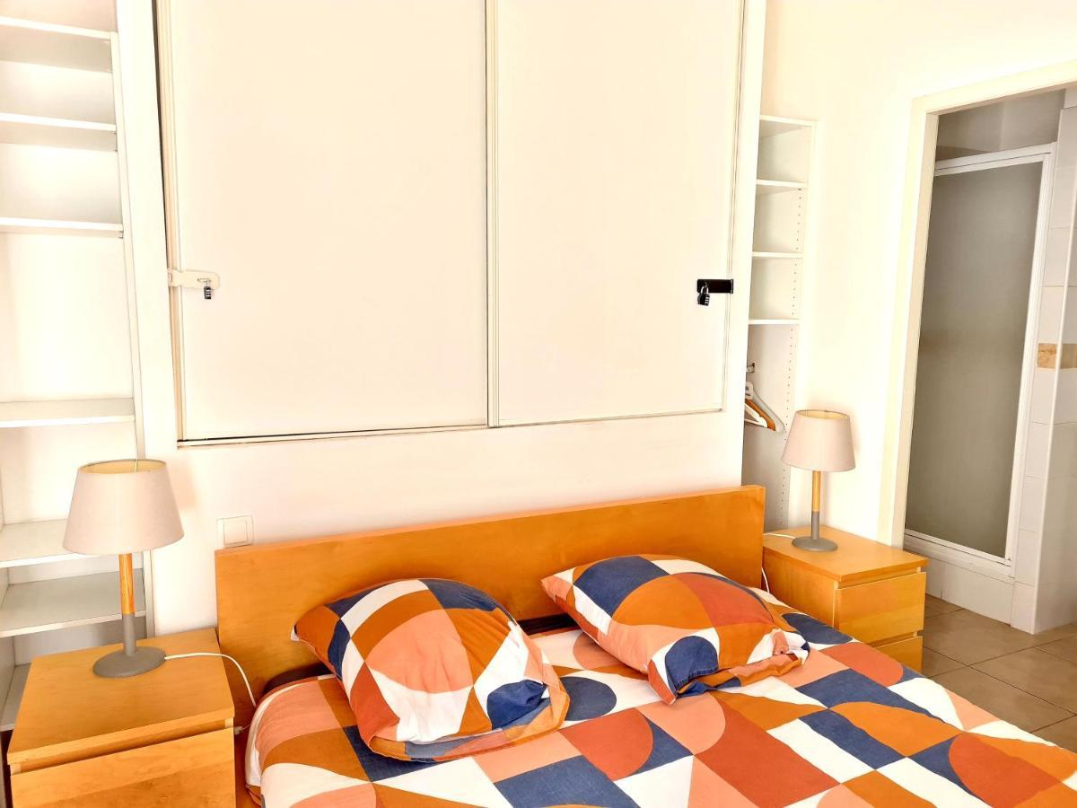 Appartement 4 Voyageurs Avec Terrasse Wifi カルカソンヌ エクステリア 写真